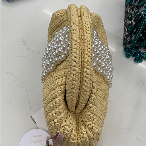 Basket Clutch with Pearl Detailing - Picture 8 of 9